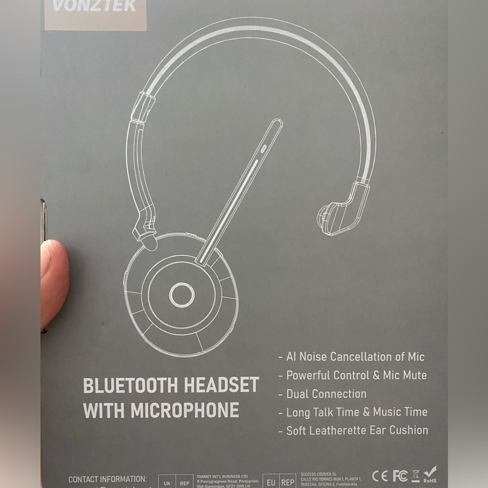 Wireless Headset - Picture 2 of 2